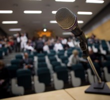 Mikrophon im Hörsaal