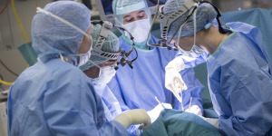 Innosuisse fördert Projekt für zukunftsweisende chirurgische Weiterbildung 